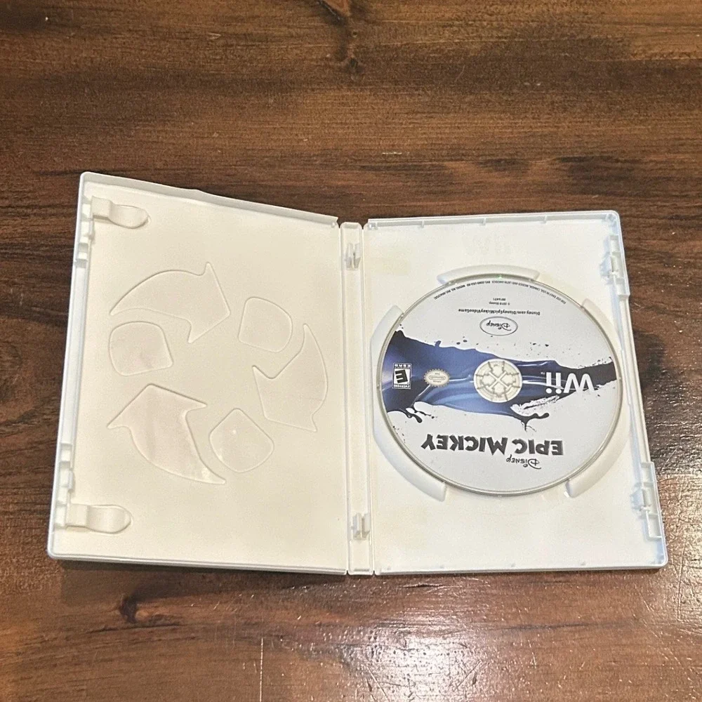 Disney Epic Mickey Nintendo Wii Game RVL P SEME Oswald the‎ Lucky Rabbit 2010